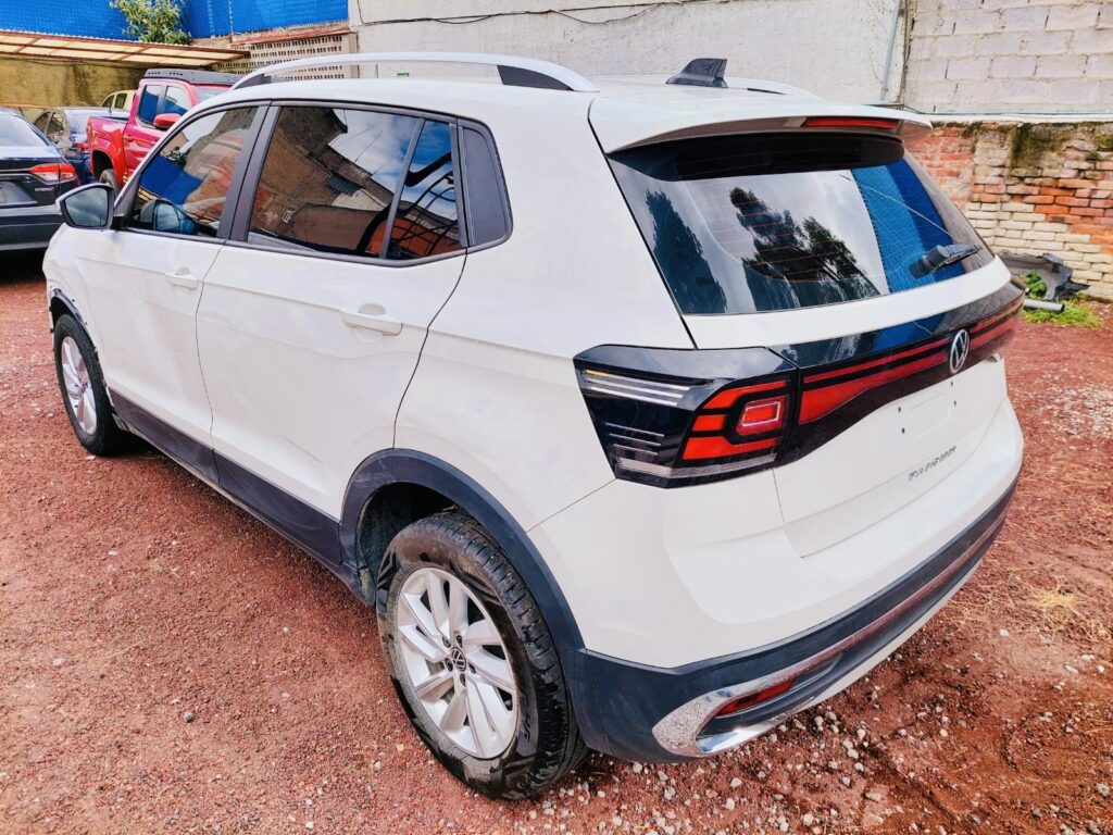 No te arriesgues comprando autos en subastas, tienen vicios ocultos y faltantes. Compra de manera directa con nosotros, todas nuestras unidades encienden y ruedan.