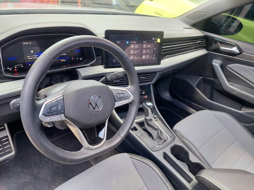 No te arriesgues comprando autos en subastas, tienen vicios ocultos y faltantes. Compra de manera directa con nosotros, todas nuestras unidades encienden y ruedan.