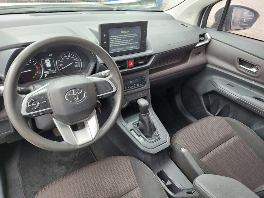 No te arriesgues comprando autos en subastas, tienen vicios ocultos y faltantes. Compra de manera directa con nosotros, todas nuestras unidades encienden y ruedan.