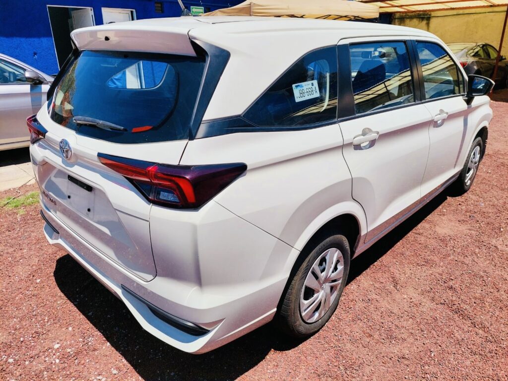 No te arriesgues comprando autos en subastas, tienen vicios ocultos y faltantes. Compra de manera directa con nosotros, todas nuestras unidades encienden y ruedan.