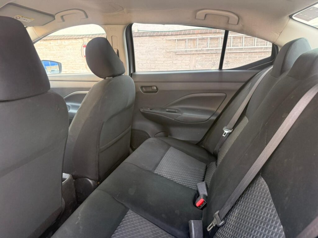 No te arriesgues comprando autos en subastas, tienen vicios ocultos y faltantes. Compra de manera directa con nosotros, todas nuestras unidades encienden y ruedan.