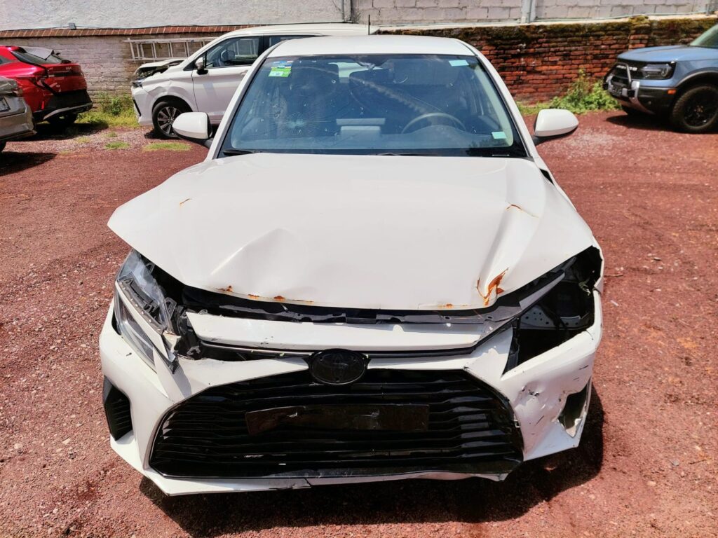 No te arriesgues comprando autos en subastas, tienen vicios ocultos y faltantes. Compra de manera directa con nosotros, todas nuestras unidades encienden y ruedan.