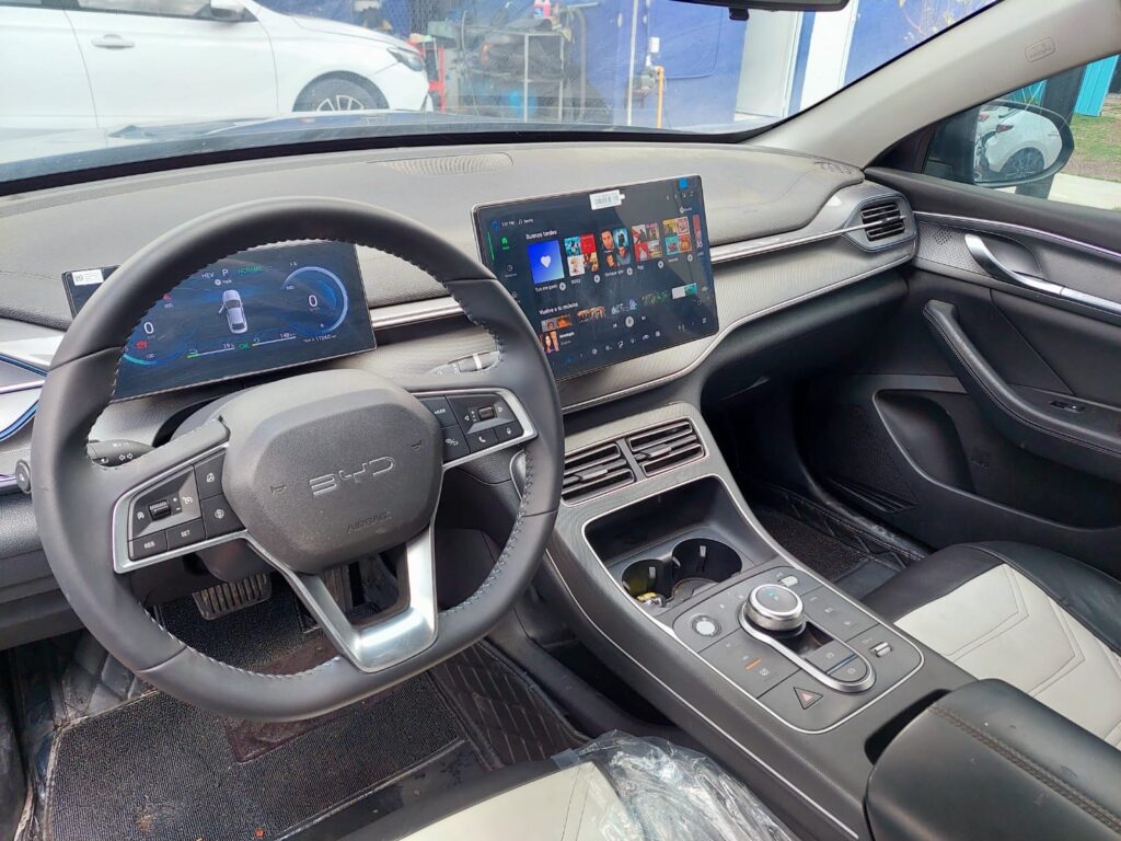 No te arriesgues comprando autos en subastas, tienen vicios ocultos y faltantes. Compra de manera directa con nosotros, todas nuestras unidades encienden y ruedan.