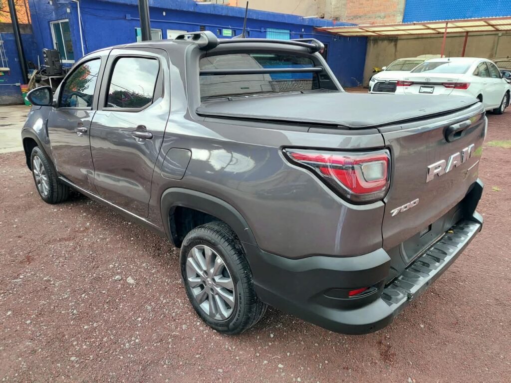 No te arriesgues comprando autos en subastas, tienen vicios ocultos y faltantes. Compra de manera directa con nosotros, todas nuestras unidades encienden y ruedan.