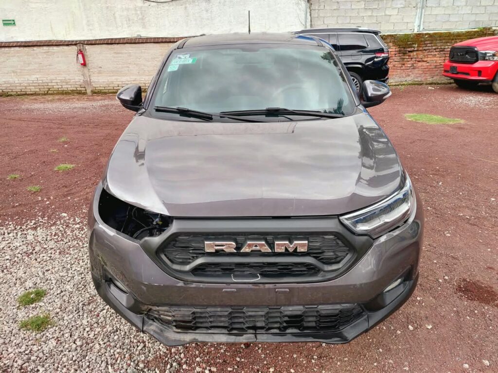 No te arriesgues comprando autos en subastas, tienen vicios ocultos y faltantes. Compra de manera directa con nosotros, todas nuestras unidades encienden y ruedan.