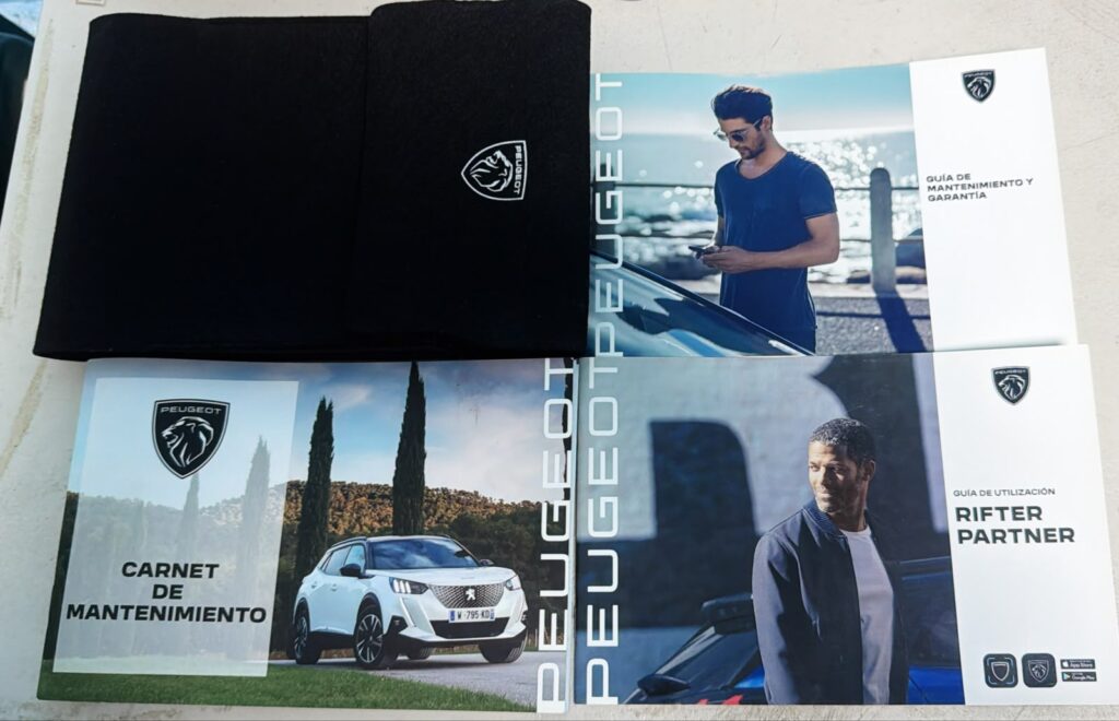 No te arriesgues comprando autos en subastas, tienen vicios ocultos y faltantes. Compra de manera directa con nosotros, todas nuestras unidades encienden y ruedan.