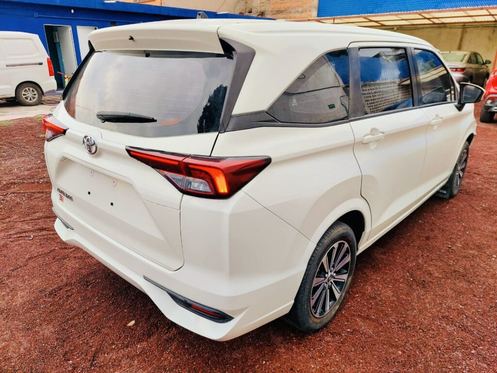 No te arriesgues comprando autos en subastas, tienen vicios ocultos y faltantes. Compra de manera directa con nosotros, todas nuestras unidades encienden y ruedan.