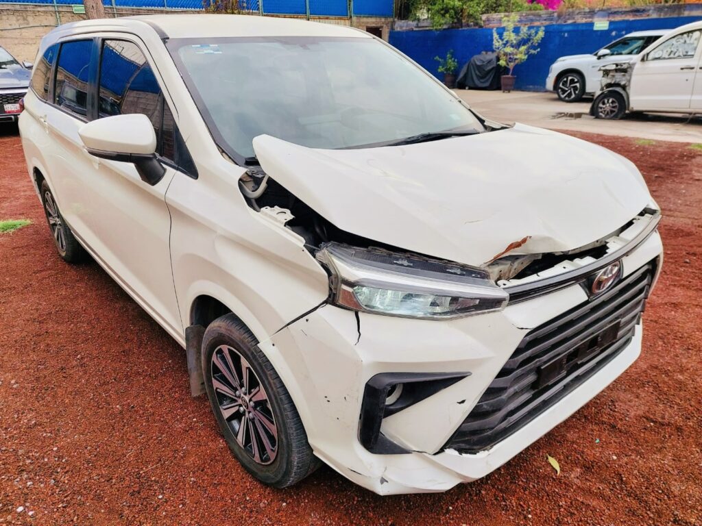 No te arriesgues comprando autos en subastas, tienen vicios ocultos y faltantes. Compra de manera directa con nosotros, todas nuestras unidades encienden y ruedan.