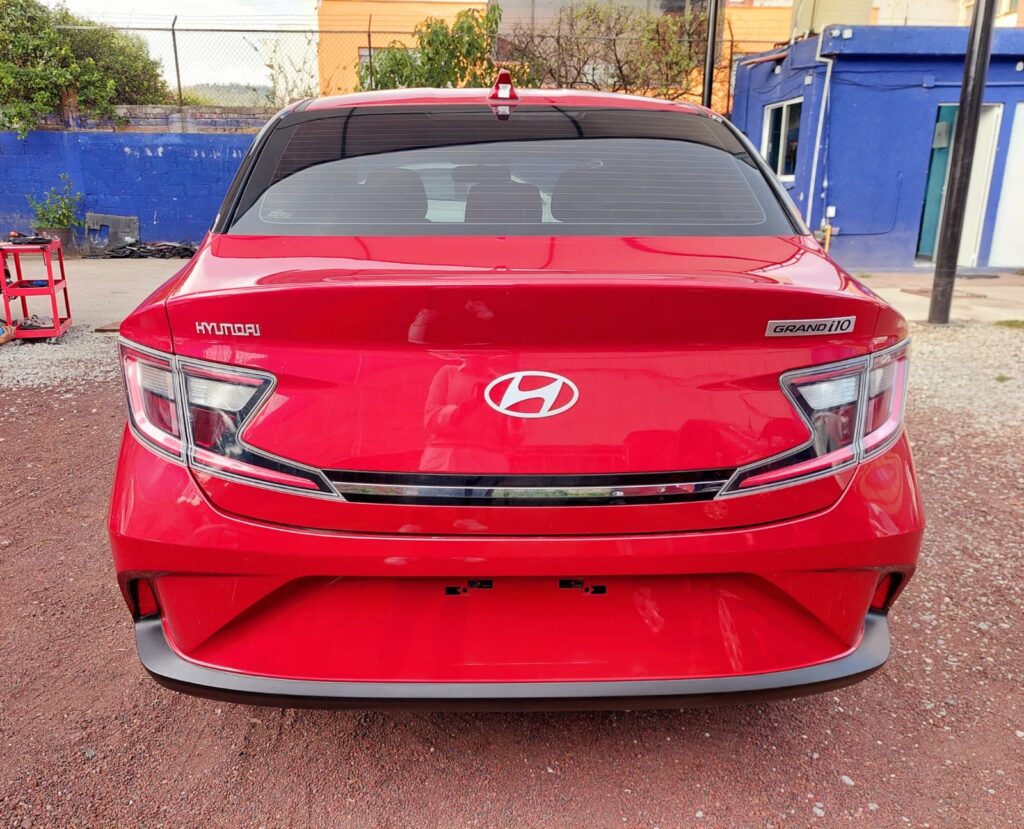 No te arriesgues comprando autos en subastas, tienen vicios ocultos y faltantes. Compra de manera directa con nosotros, todas nuestras unidades encienden y ruedan.