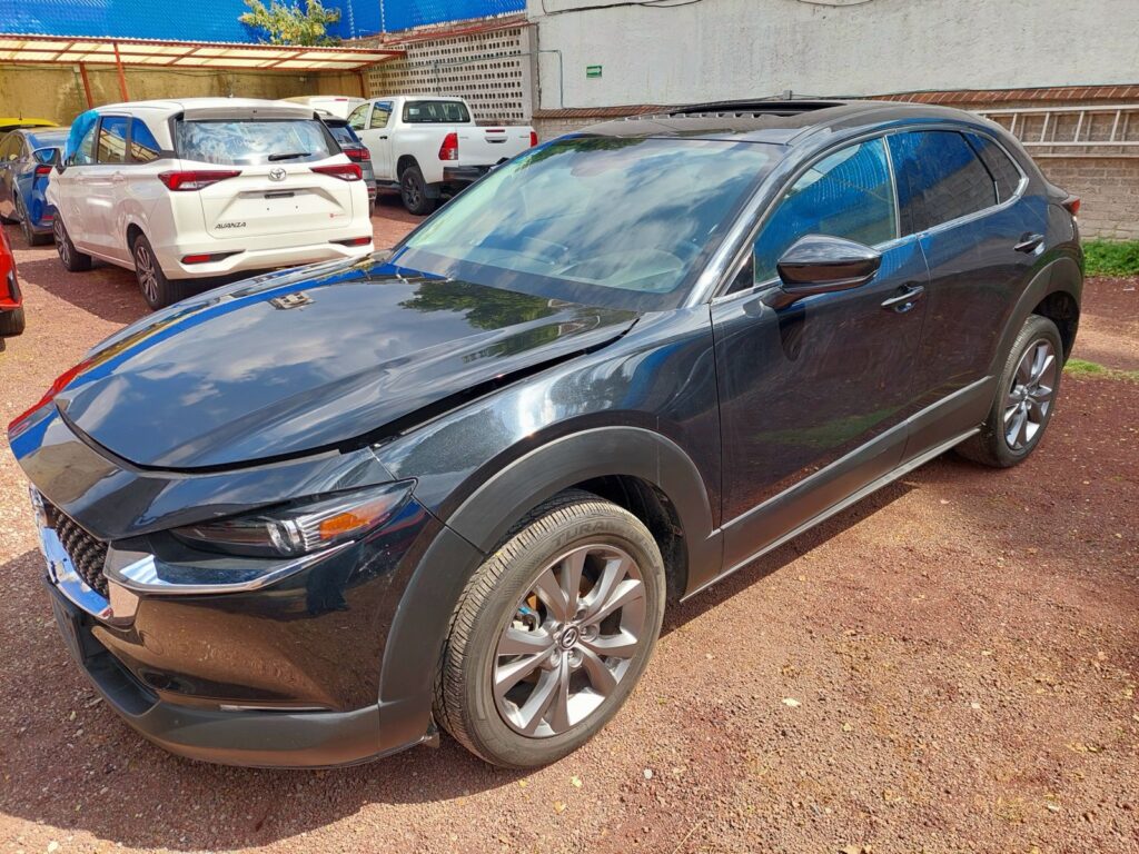 No te arriesgues comprando autos en subastas, tienen vicios ocultos y faltantes. Compra de manera directa con nosotros, todas nuestras unidades encienden y ruedan.