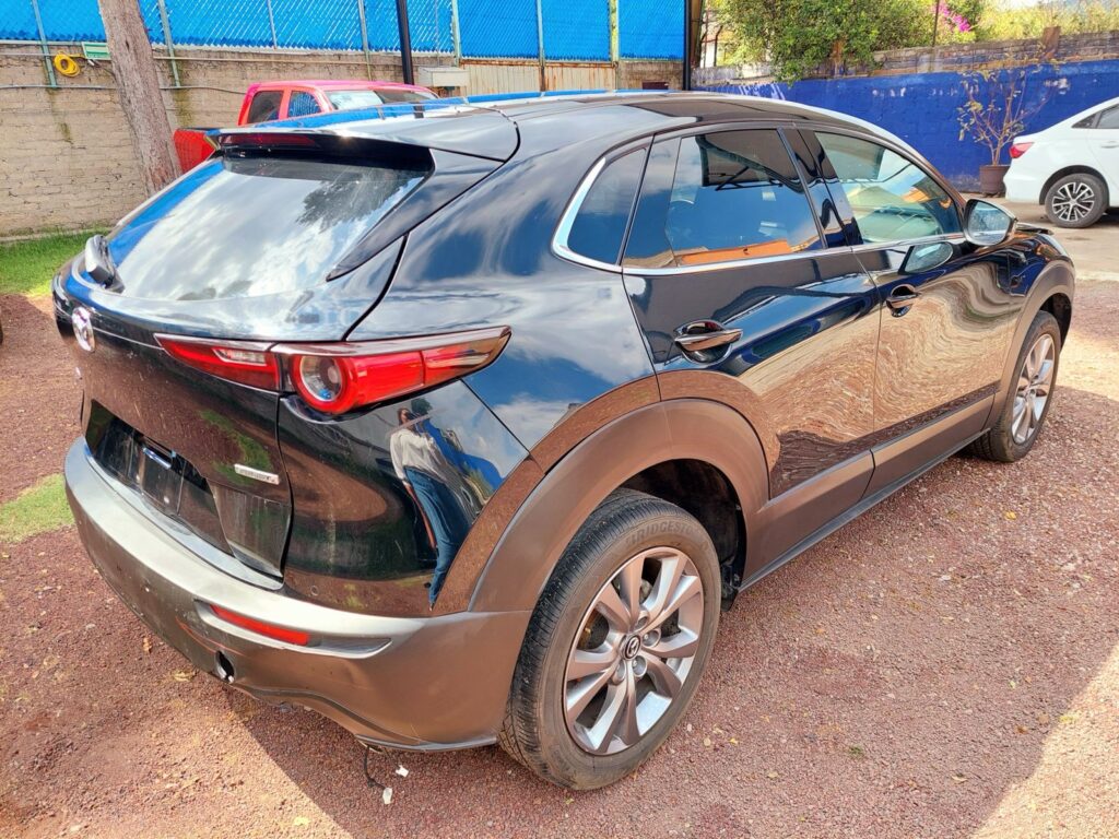 No te arriesgues comprando autos en subastas, tienen vicios ocultos y faltantes. Compra de manera directa con nosotros, todas nuestras unidades encienden y ruedan.