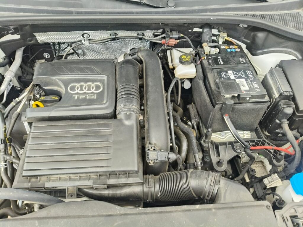 No te arriesgues comprando autos en subastas, tienen vicios ocultos y faltantes. Compra de manera directa con nosotros, todas nuestras unidades encienden y ruedan.