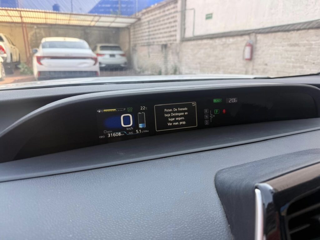 No te arriesgues comprando autos en subastas, tienen vicios ocultos y faltantes. Compra de manera directa con nosotros, todas nuestras unidades encienden y ruedan.