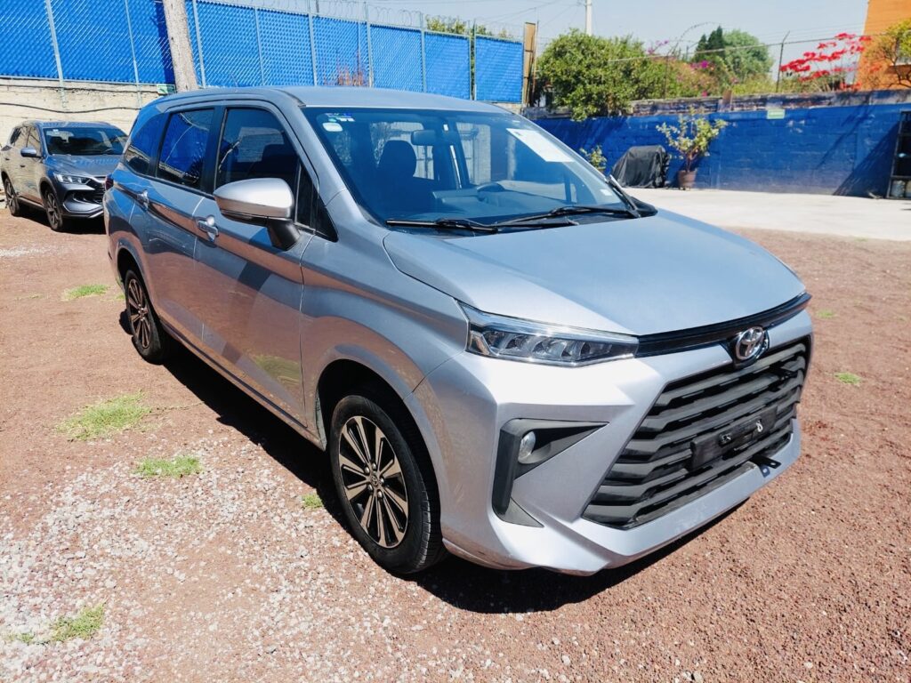 No te arriesgues comprando autos en subastas, tienen vicios ocultos y faltantes. Compra de manera directa con nosotros, todas nuestras unidades encienden y ruedan.