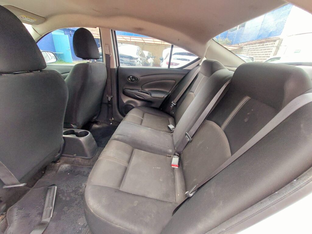 No te arriesgues comprando autos en subastas, tienen vicios ocultos y faltantes. Compra de manera directa con nosotros, todas nuestras unidades encienden y ruedan.