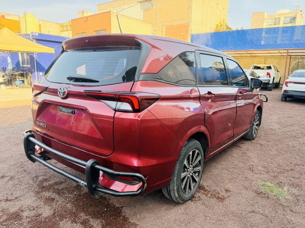 No te arriesgues comprando autos en subastas, tienen vicios ocultos y faltantes. Compra de manera directa con nosotros, todas nuestras unidades encienden y ruedan.