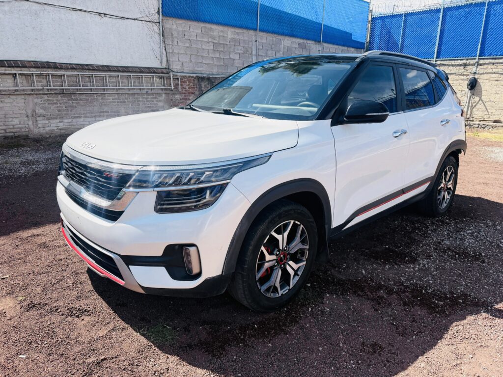 No te arriesgues comprando autos en subastas, tienen vicios ocultos y faltantes. Compra de manera directa con nosotros, todas nuestras unidades encienden y ruedan.