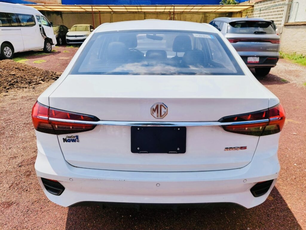 No te arriesgues comprando autos en subastas, tienen vicios ocultos y faltantes. Compra de manera directa con nosotros, todas nuestras unidades encienden y ruedan.