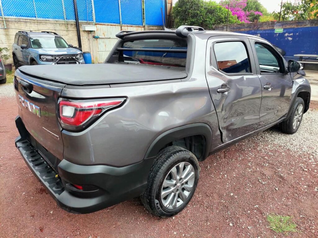 No te arriesgues comprando autos en subastas, tienen vicios ocultos y faltantes. Compra de manera directa con nosotros, todas nuestras unidades encienden y ruedan.