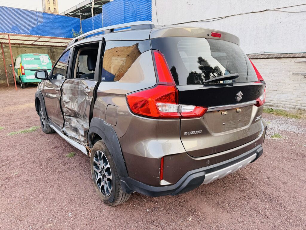 No te arriesgues comprando autos en subastas, tienen vicios ocultos y faltantes. Compra de manera directa con nosotros, todas nuestras unidades encienden y ruedan.