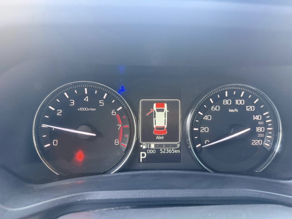 No te arriesgues comprando autos en subastas, tienen vicios ocultos y faltantes. Compra de manera directa con nosotros, todas nuestras unidades encienden y ruedan.