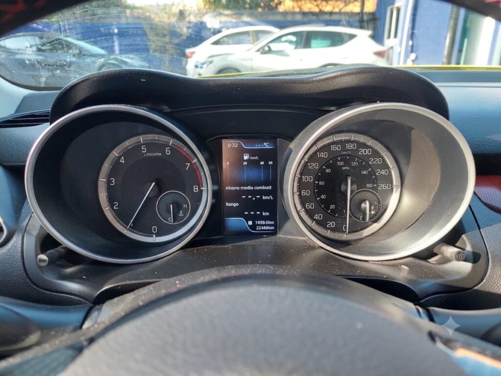 No te arriesgues comprando autos en subastas, tienen vicios ocultos y faltantes. Compra de manera directa con nosotros, todas nuestras unidades encienden y ruedan.