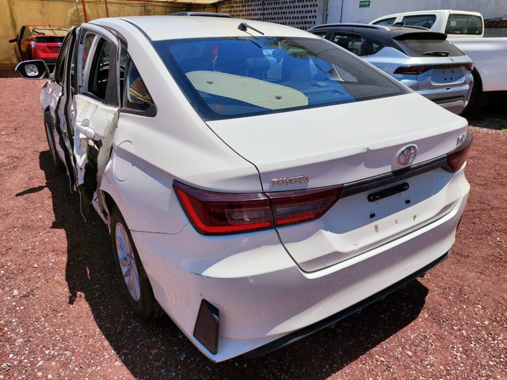 No te arriesgues comprando autos en subastas, tienen vicios ocultos y faltantes. Compra de manera directa con nosotros, todas nuestras unidades encienden y ruedan.