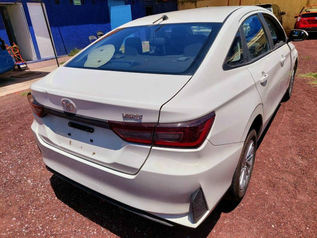 No te arriesgues comprando autos en subastas, tienen vicios ocultos y faltantes. Compra de manera directa con nosotros, todas nuestras unidades encienden y ruedan.