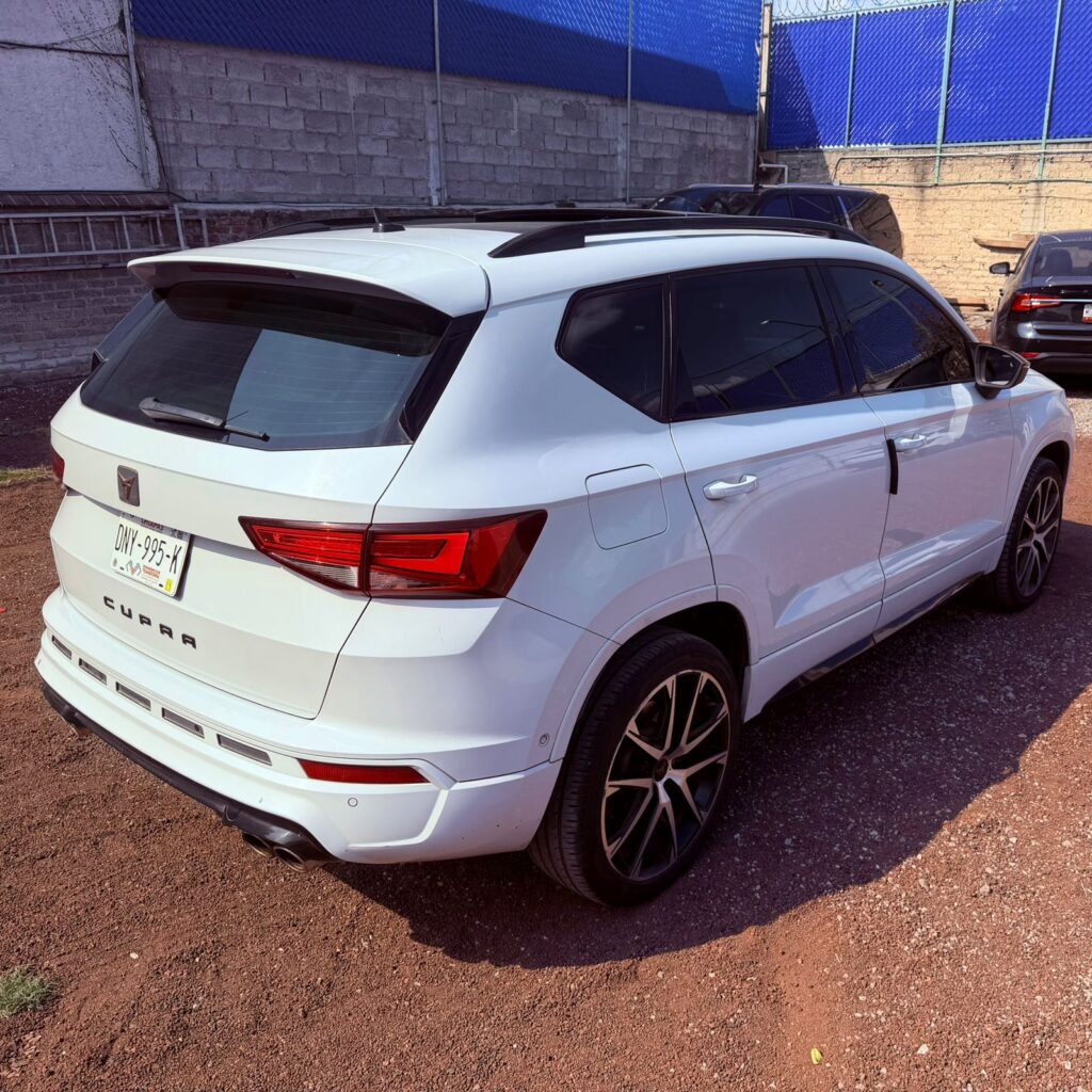 No te arriesgues comprando autos en subastas, tienen vicios ocultos y faltantes. Compra de manera directa con nosotros, todas nuestras unidades encienden y ruedan.