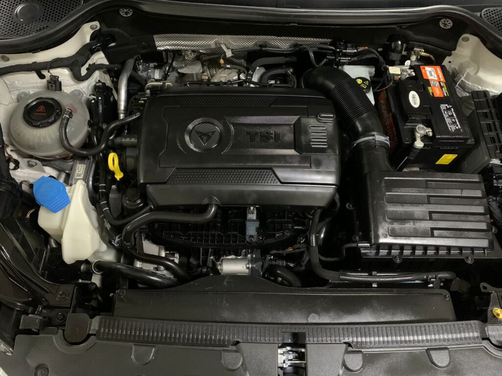 No te arriesgues comprando autos en subastas, tienen vicios ocultos y faltantes. Compra de manera directa con nosotros, todas nuestras unidades encienden y ruedan.