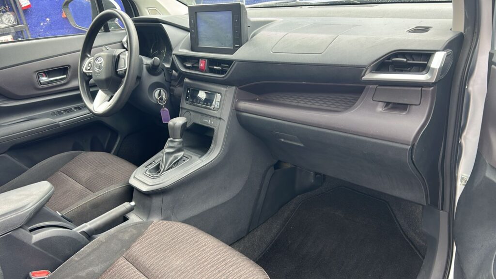 No te arriesgues comprando autos en subastas, tienen vicios ocultos y faltantes. Compra de manera directa con nosotros, todas nuestras unidades encienden y ruedan.