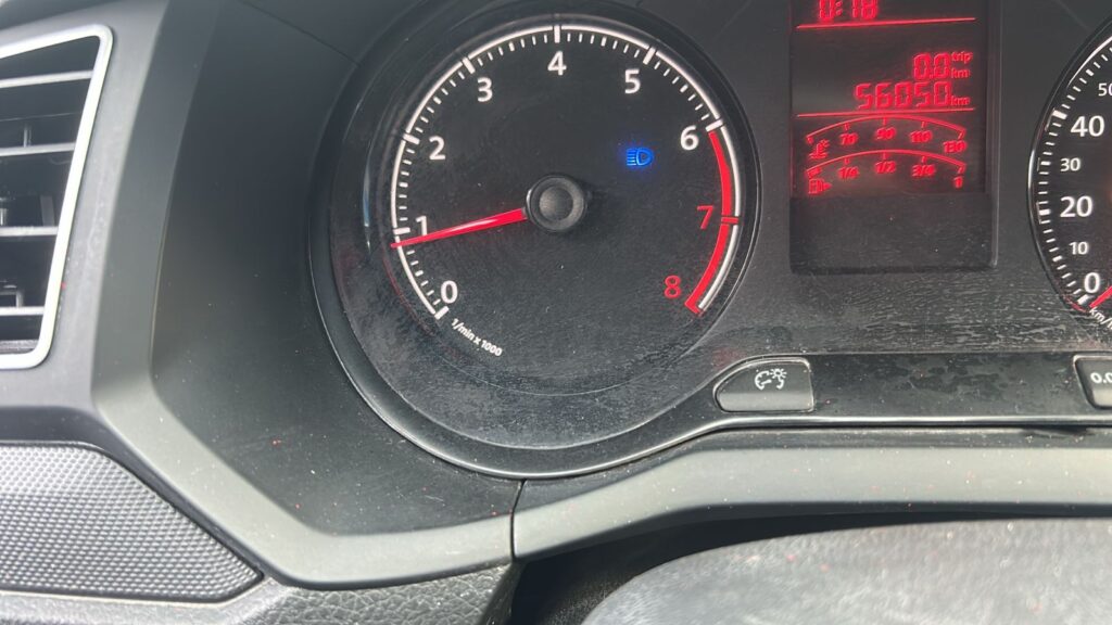 No te arriesgues comprando autos en subastas, tienen vicios ocultos y faltantes. Compra de manera directa con nosotros, todas nuestras unidades encienden y ruedan.