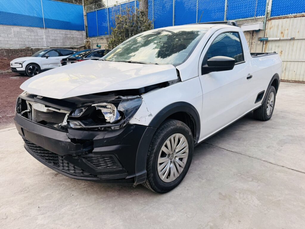 No te arriesgues comprando autos en subastas, tienen vicios ocultos y faltantes. Compra de manera directa con nosotros, todas nuestras unidades encienden y ruedan.