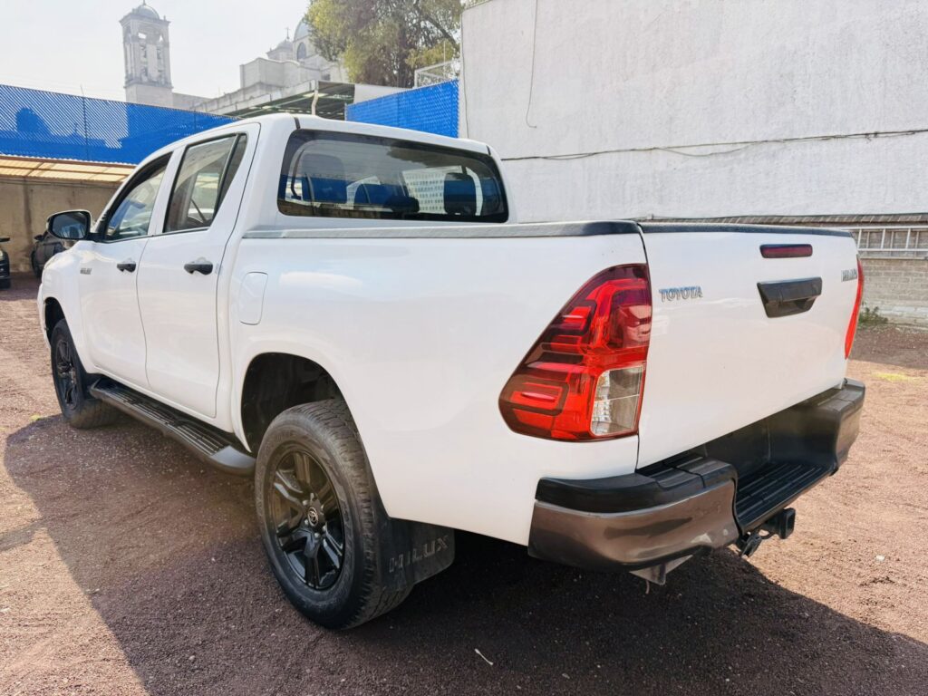 No te arriesgues comprando autos en subastas, tienen vicios ocultos y faltantes. Compra de manera directa con nosotros, todas nuestras unidades encienden y ruedan.