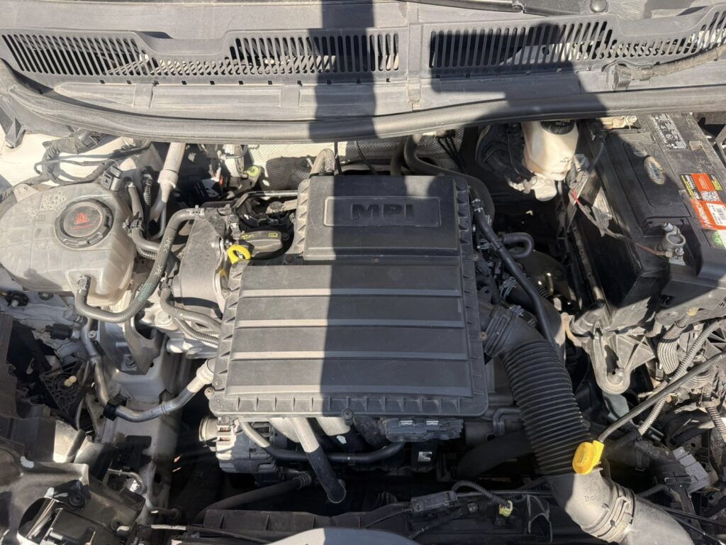 No te arriesgues comprando autos en subastas, tienen vicios ocultos y faltantes. Compra de manera directa con nosotros, todas nuestras unidades encienden y ruedan.