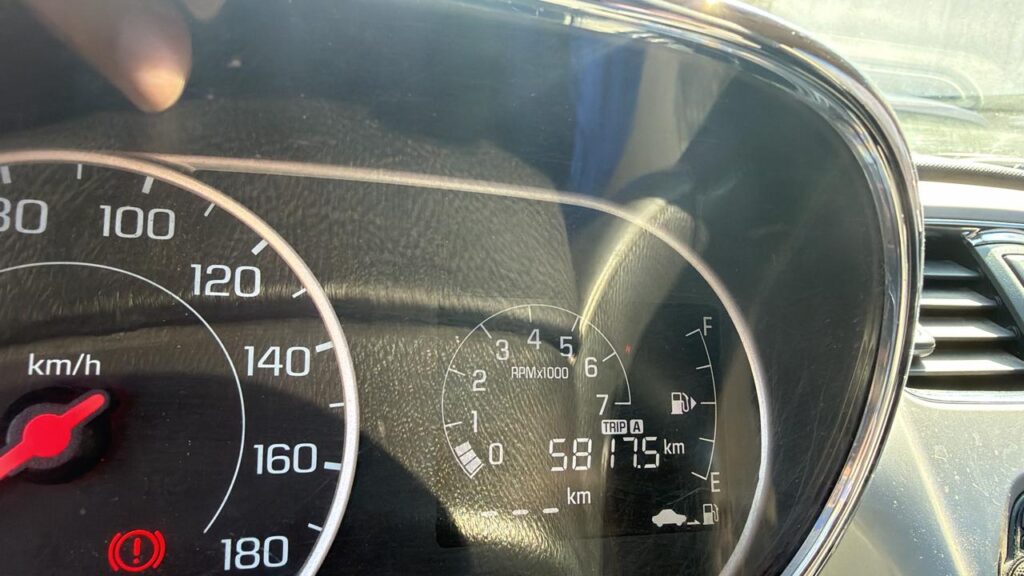 No te arriesgues comprando autos en subastas, tienen vicios ocultos y faltantes. Compra de manera directa con nosotros, todas nuestras unidades encienden y ruedan.