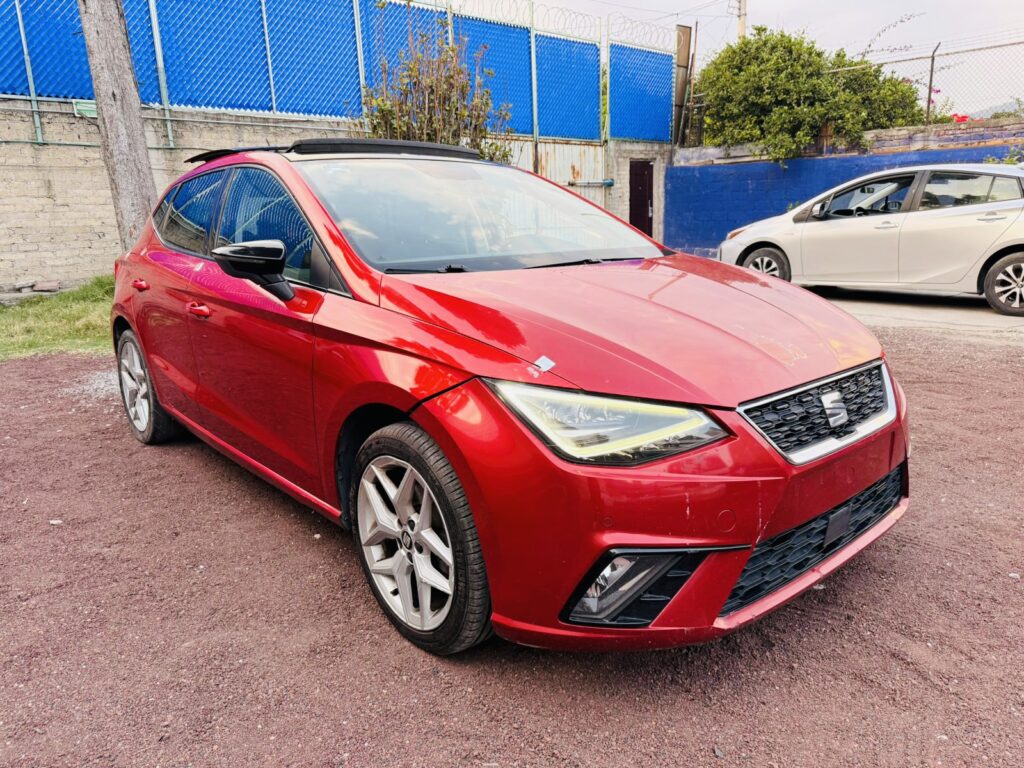 No te arriesgues comprando autos en subastas, tienen vicios ocultos y faltantes. Compra de manera directa con nosotros, todas nuestras unidades encienden y ruedan.