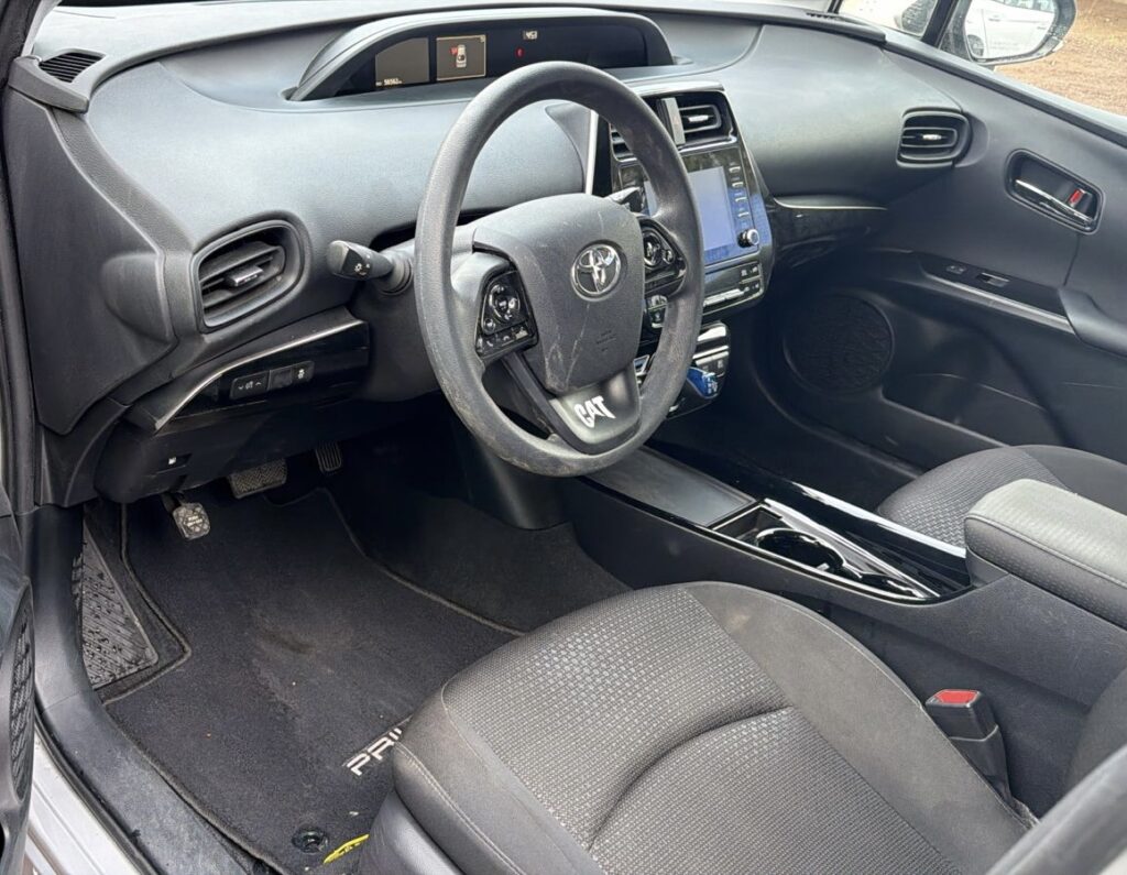 No te arriesgues comprando autos en subastas, tienen vicios ocultos y faltantes. Compra de manera directa con nosotros, todas nuestras unidades encienden y ruedan.