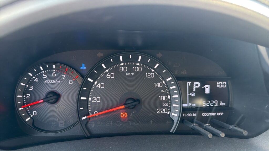 No te arriesgues comprando autos en subastas, tienen vicios ocultos y faltantes. Compra de manera directa con nosotros, todas nuestras unidades encienden y ruedan.