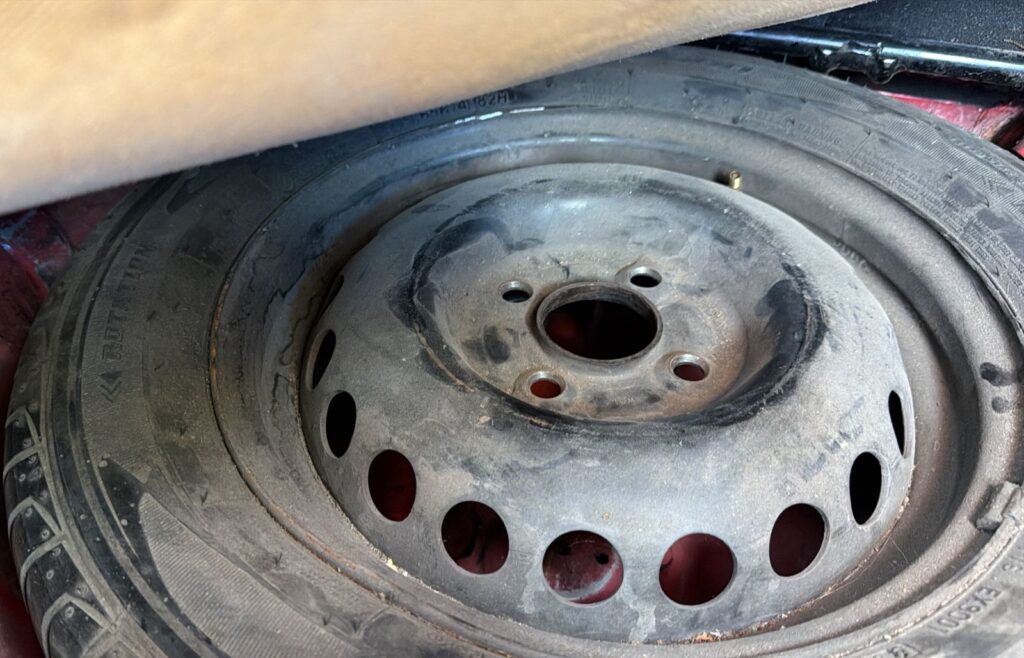 No te arriesgues comprando autos en subastas, tienen vicios ocultos y faltantes. Compra de manera directa con nosotros, todas nuestras unidades encienden y ruedan.