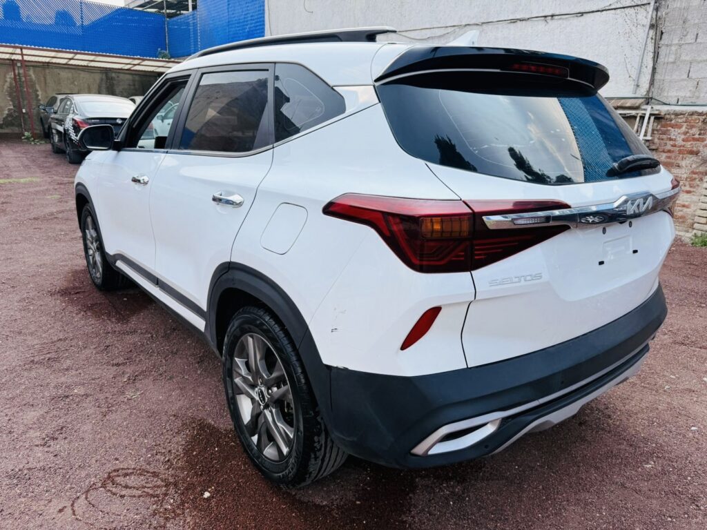 No te arriesgues comprando autos en subastas, tienen vicios ocultos y faltantes. Compra de manera directa con nosotros, todas nuestras unidades encienden y ruedan.