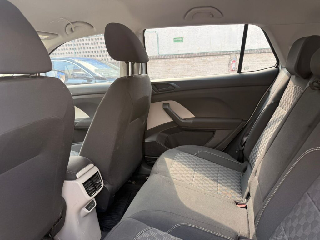 No te arriesgues comprando autos en subastas, tienen vicios ocultos y faltantes. Compra de manera directa con nosotros, todas nuestras unidades encienden y ruedan.