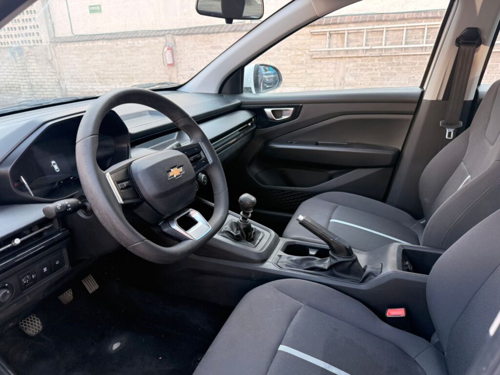 No te arriesgues comprando autos en subastas, tienen vicios ocultos y faltantes. Compra de manera directa con nosotros, todas nuestras unidades encienden y ruedan.