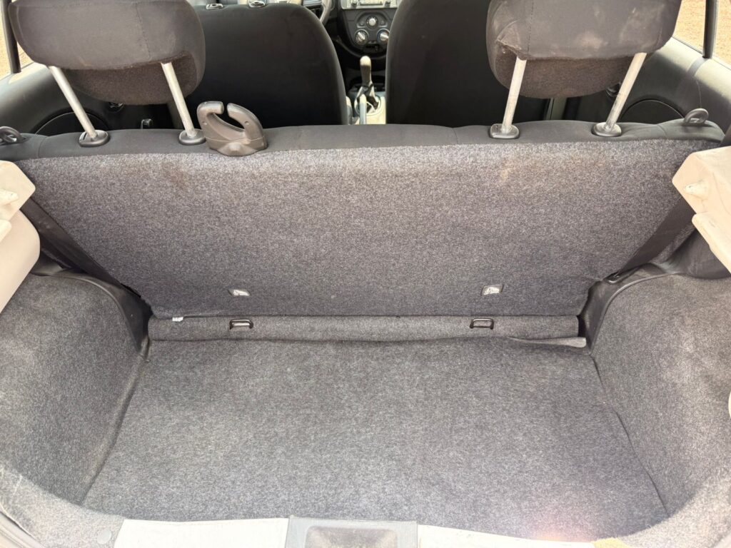 No te arriesgues comprando autos en subastas, tienen vicios ocultos y faltantes. Compra de manera directa con nosotros, todas nuestras unidades encienden y ruedan.