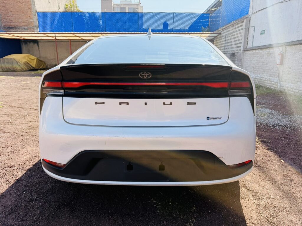 No te arriesgues comprando autos en subastas, tienen vicios ocultos y faltantes. Compra de manera directa con nosotros, todas nuestras unidades encienden y ruedan.