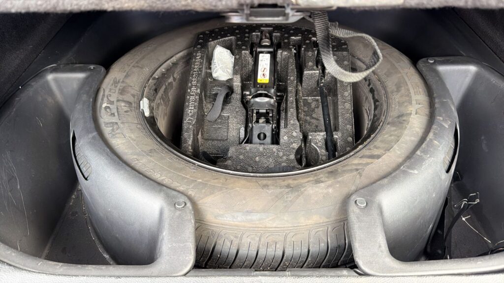 No te arriesgues comprando autos en subastas, tienen vicios ocultos y faltantes. Compra de manera directa con nosotros, todas nuestras unidades encienden y ruedan.