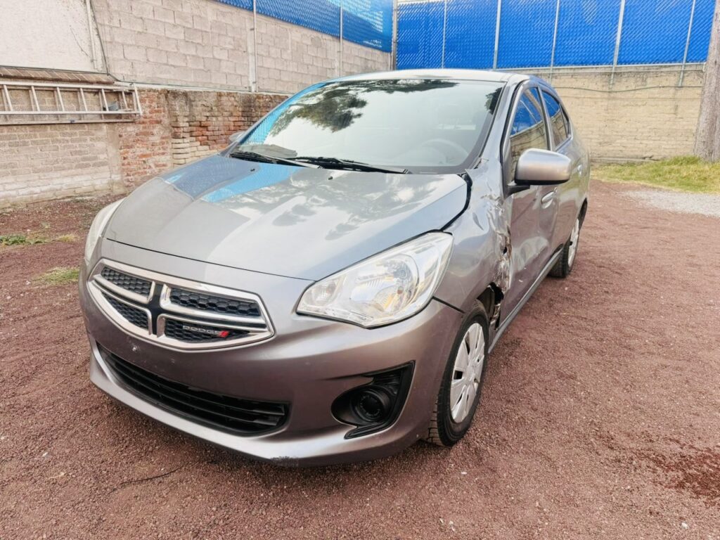 No te arriesgues comprando autos en subastas, tienen vicios ocultos y faltantes. Compra de manera directa con nosotros, todas nuestras unidades encienden y ruedan.