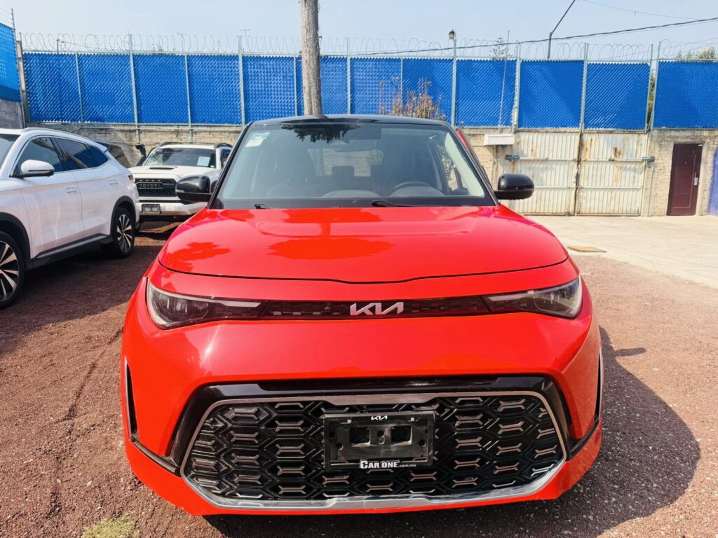 No te arriesgues comprando autos en subastas, tienen vicios ocultos y faltantes. Compra de manera directa con nosotros, todas nuestras unidades encienden y ruedan.