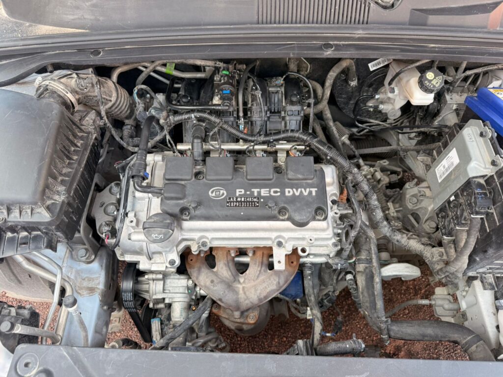 No te arriesgues comprando autos en subastas, tienen vicios ocultos y faltantes. Compra de manera directa con nosotros, todas nuestras unidades encienden y ruedan.