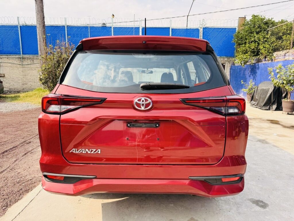 No te arriesgues comprando autos en subastas, tienen vicios ocultos y faltantes. Compra de manera directa con nosotros, todas nuestras unidades encienden y ruedan.